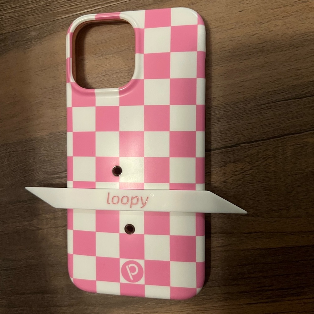 Loopy Case Pink and White Checkerboard Phone Cover